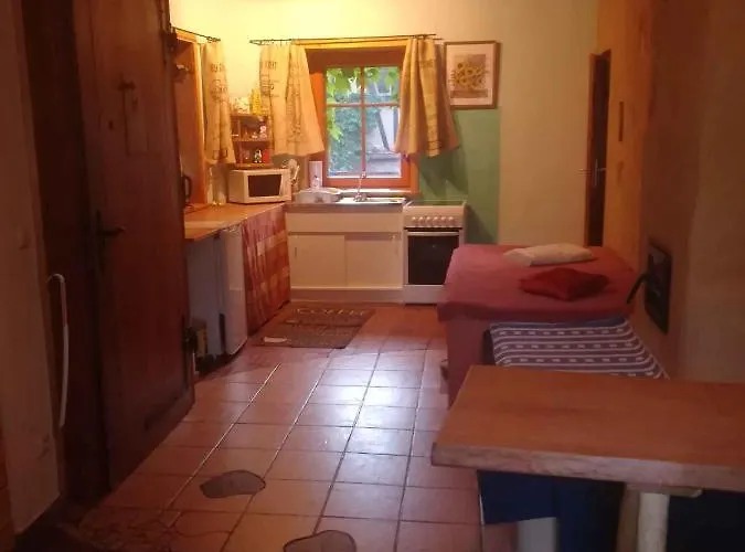 In 2611 بيت للعطل